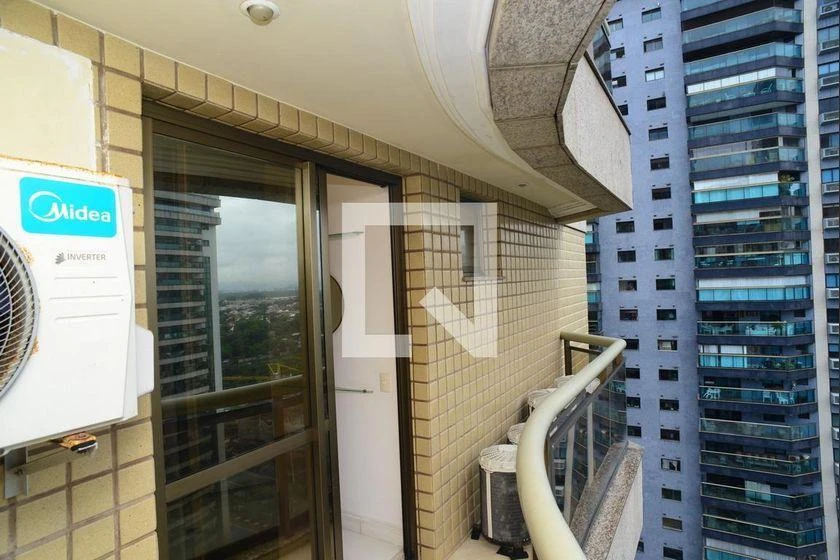 3-bedroom apartment with a water view — photo 11