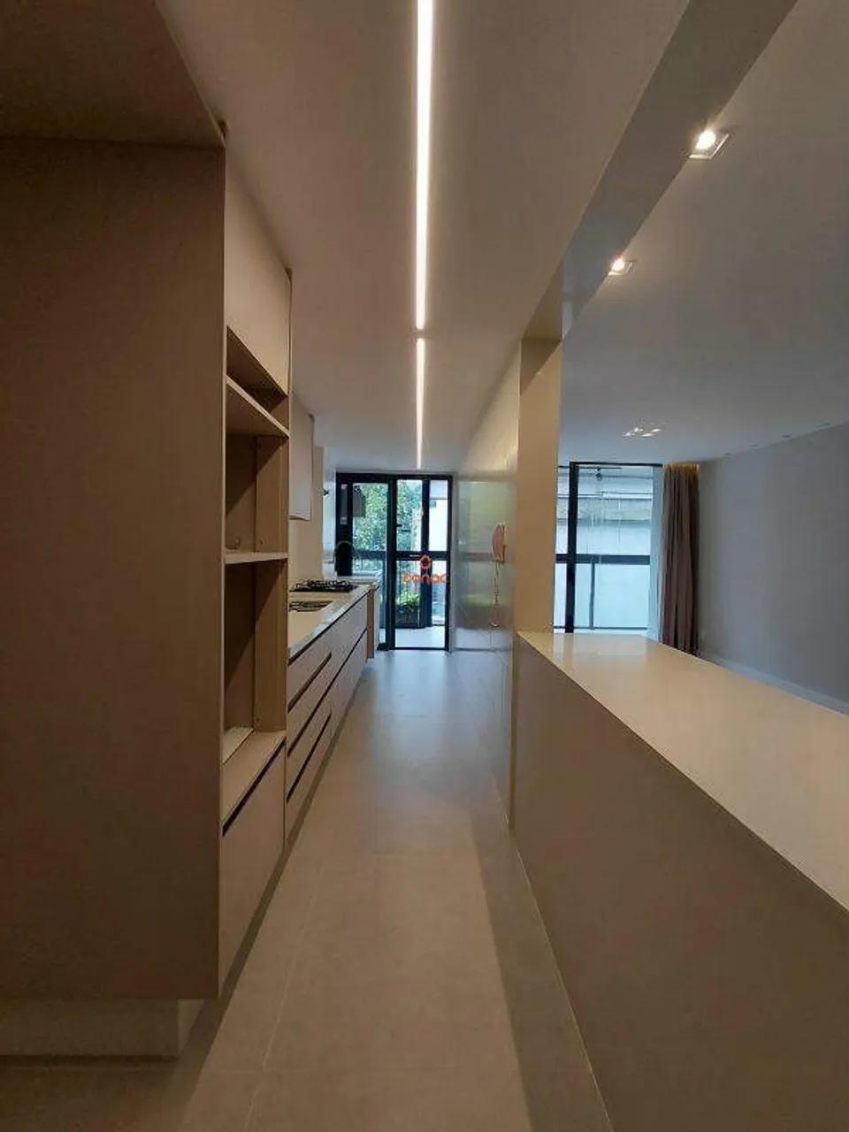 Apartment with 3 bedrooms, 2 bathrooms and enclosed balcony — photo 2