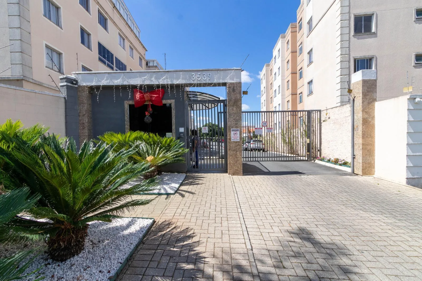 Квартира 76 м² з 2 спальнями та кухнею відкритого плану — photo 28