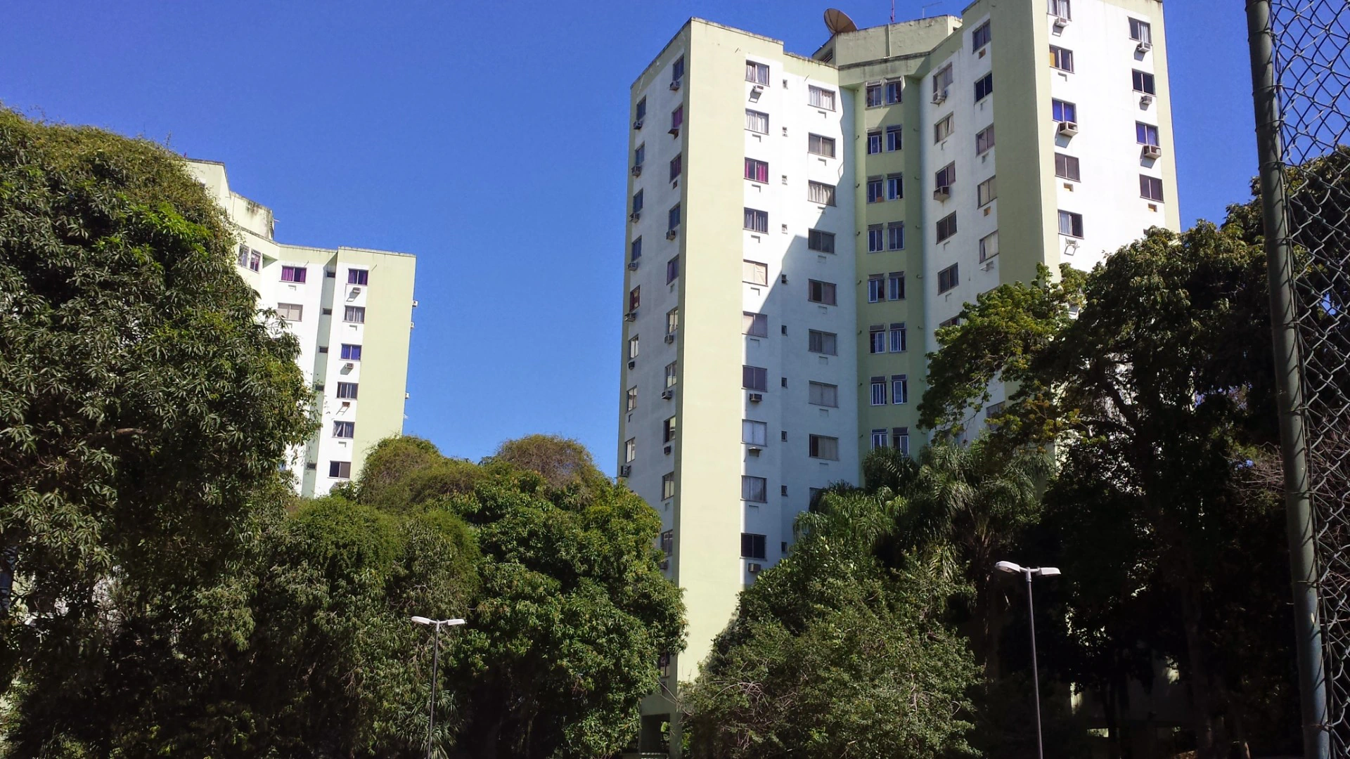 Furnished 1-bedroom apartment with 1 bath and 1 parking spot — photo 27
