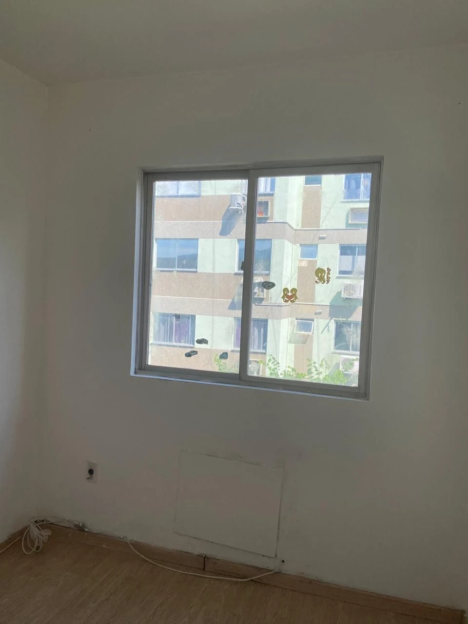 Unfurnished 2-bedroom apartment with a separate kitchen — photo 14