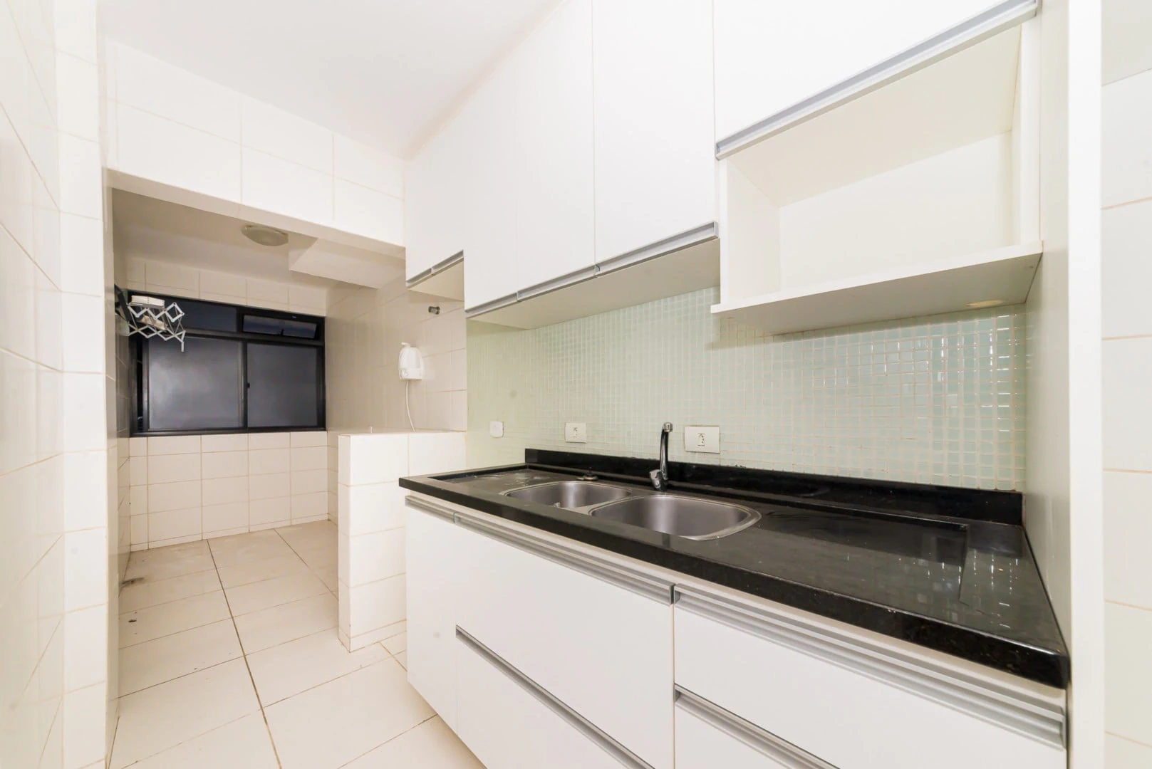 Apartamento com piso de madeira ou laminado, Cabral — photo 11