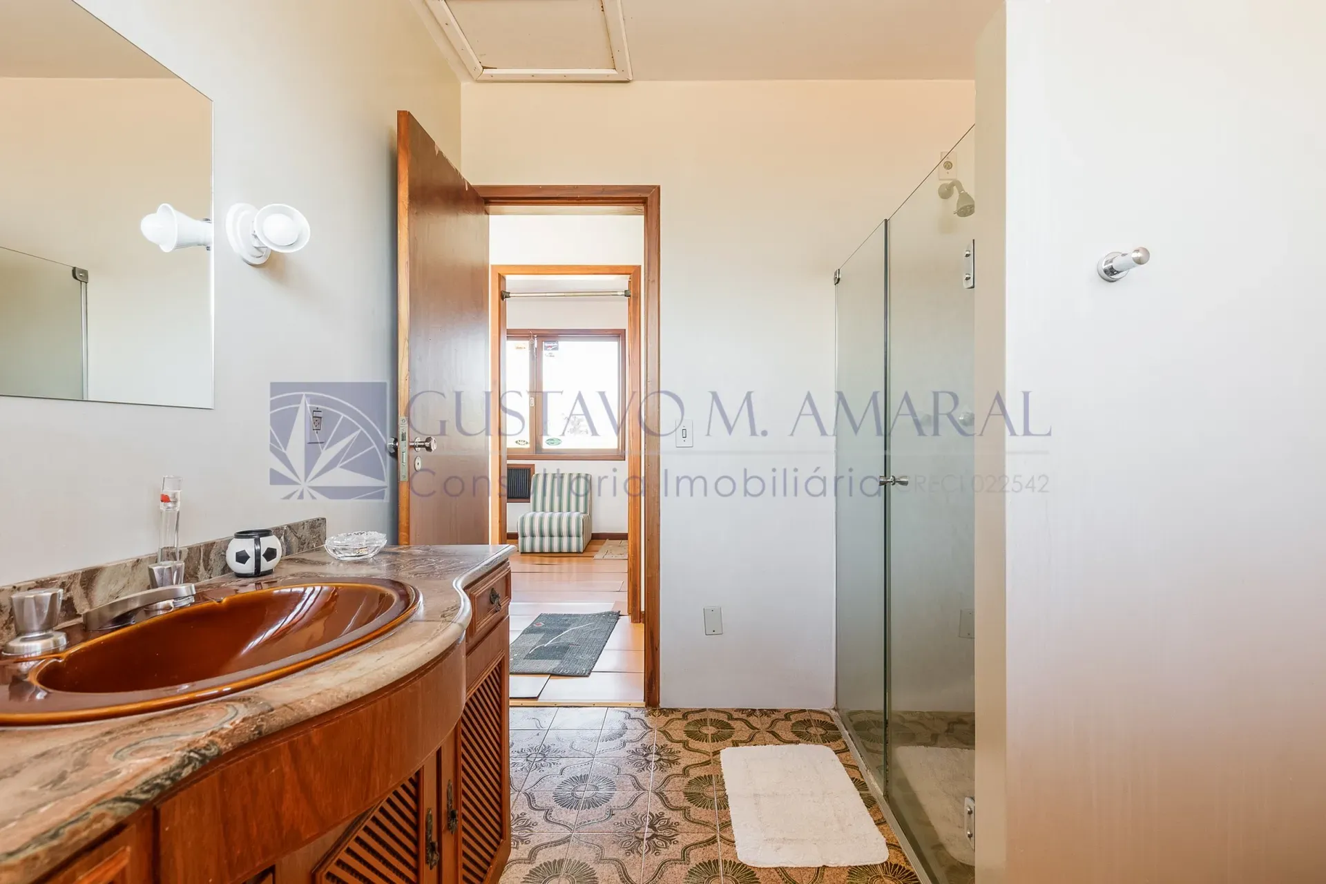380 m² house with a bathtub and floor-to-ceiling windows — photo 16