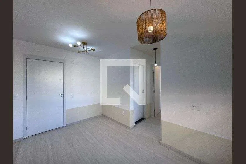 Wood or laminate floors in a 2-bedroom apartment, 48 m² — photo 25