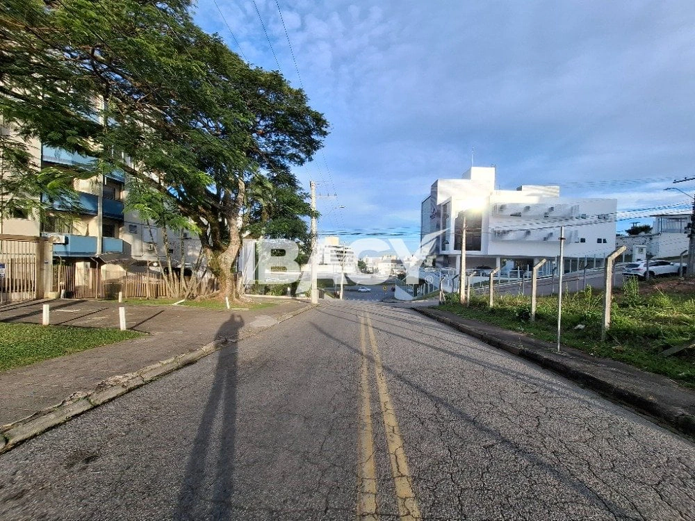 2-bedroom apartment with a washing machine in Florianópolis — photo 17