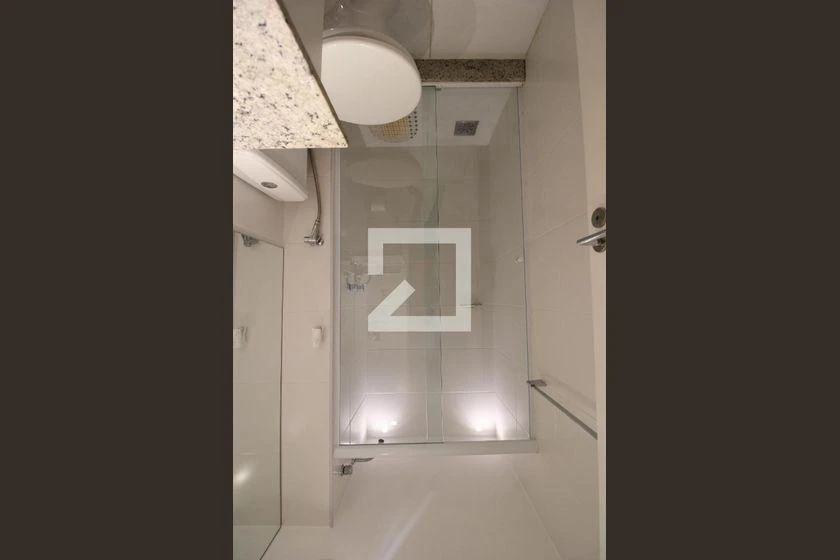 Furnished 2-bedroom apartment with glass balcony — photo 71