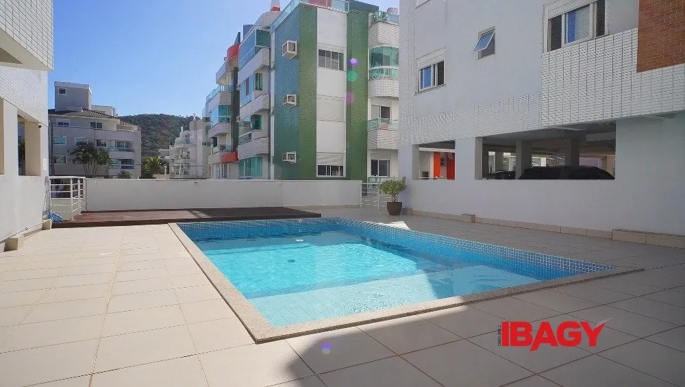 Penthouse amueblado con 3 dormitorios y 360 m² — photo 18