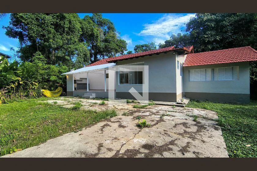 Casa com 3 quartos e 1230 m², pisos em cerâmica — photo 22
