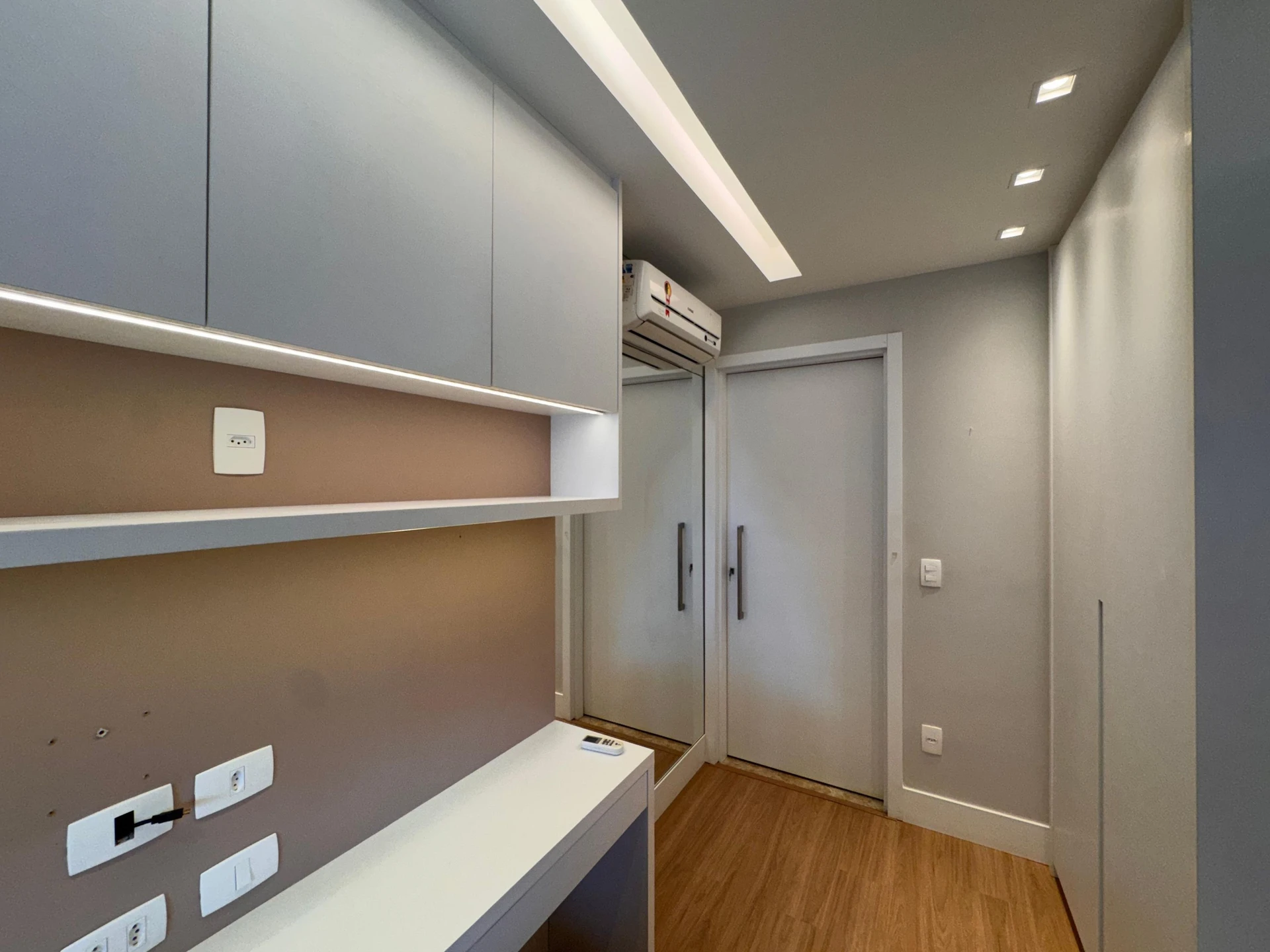 Apartamento mobiliado, 90 m², com varanda envidraçada — photo 23