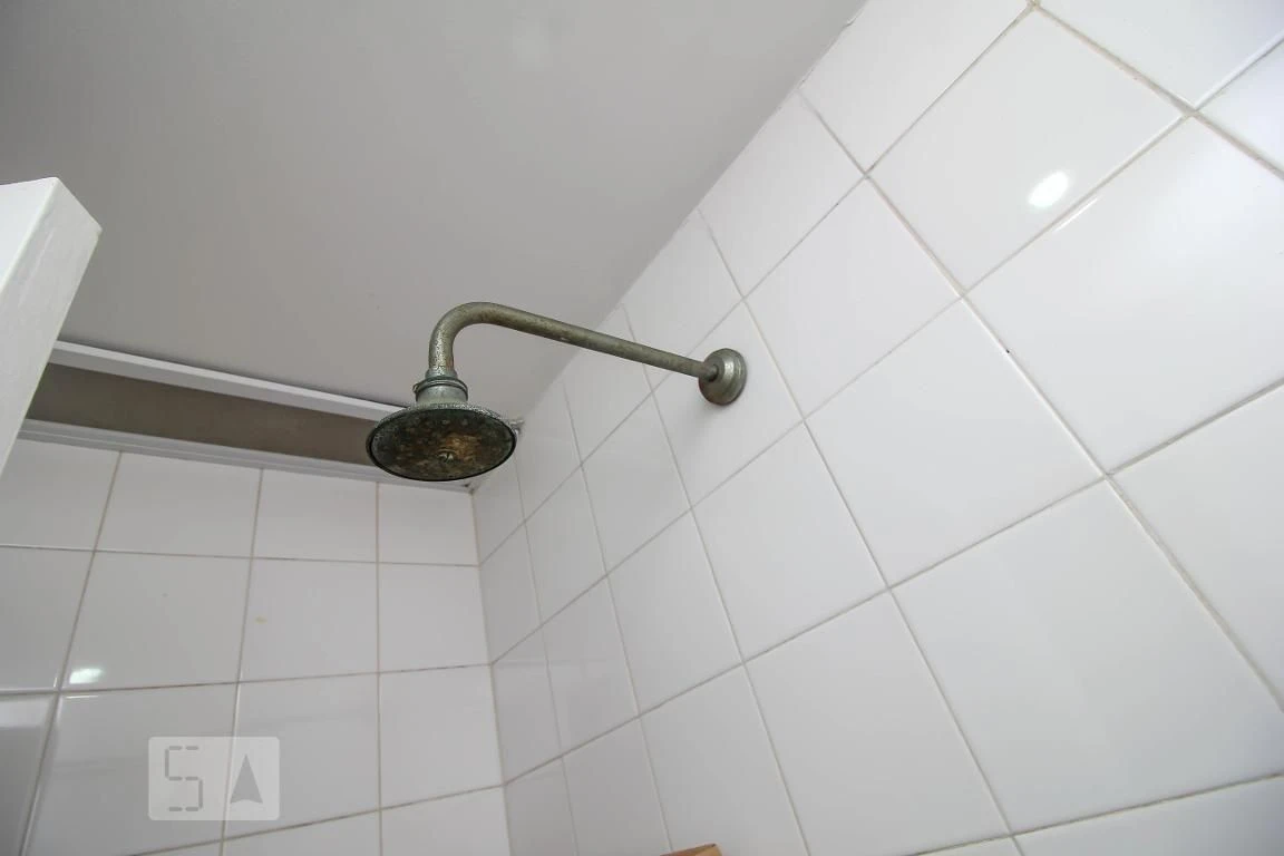 3-bedroom apartment with a glass-enclosed balcony — photo 33