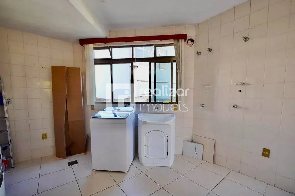 Apartamento de 3 dormitorios con balcón y 100 m² — photo 12