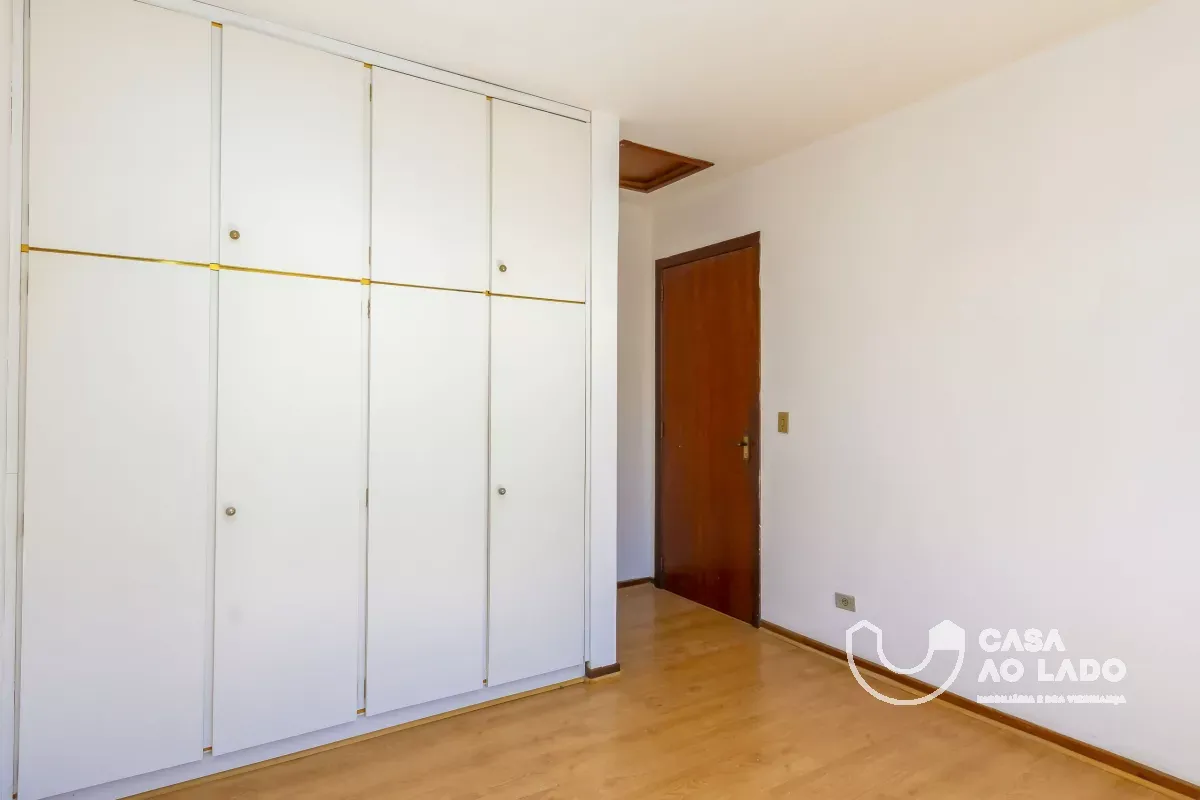 Casa de 288 m² com 4 quartos e 4 banheiros — photo 38