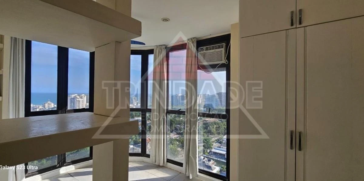 Unfurnished apartment with 3 en-suite bedrooms, 200 m² — photo 6