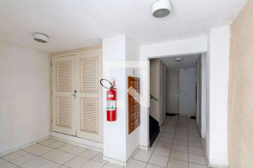 Apartamento de 2 quartos com varanda e vaga — photo 4