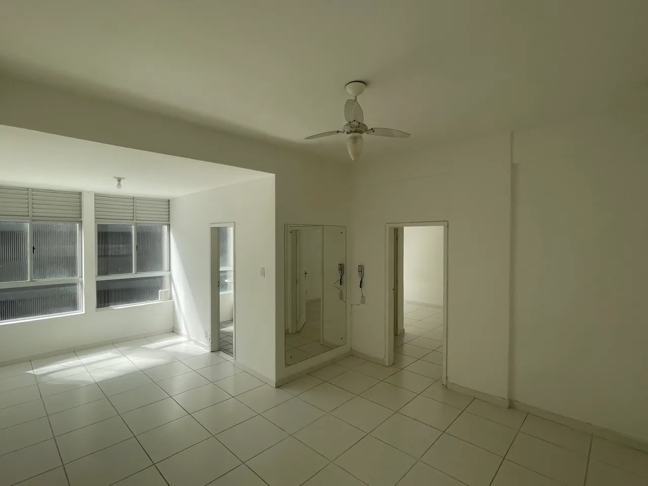 Apartamento de 1 dormitorio con ducha con mampara — photo 3