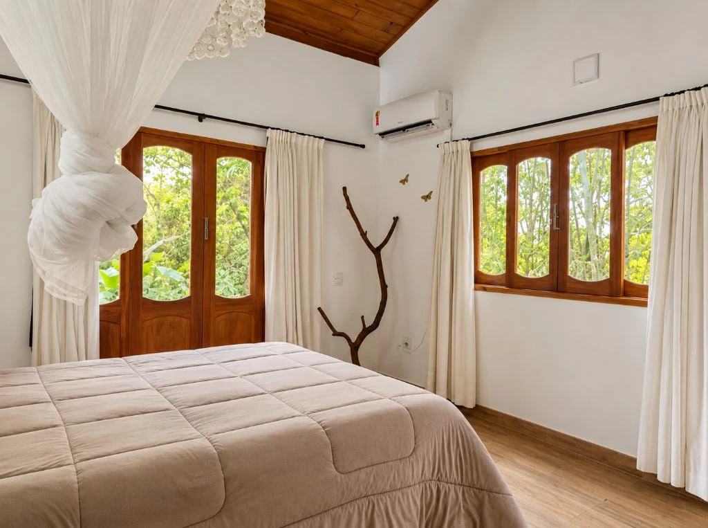 House with 2 bedrooms and suite, 80 m², 2 parking
