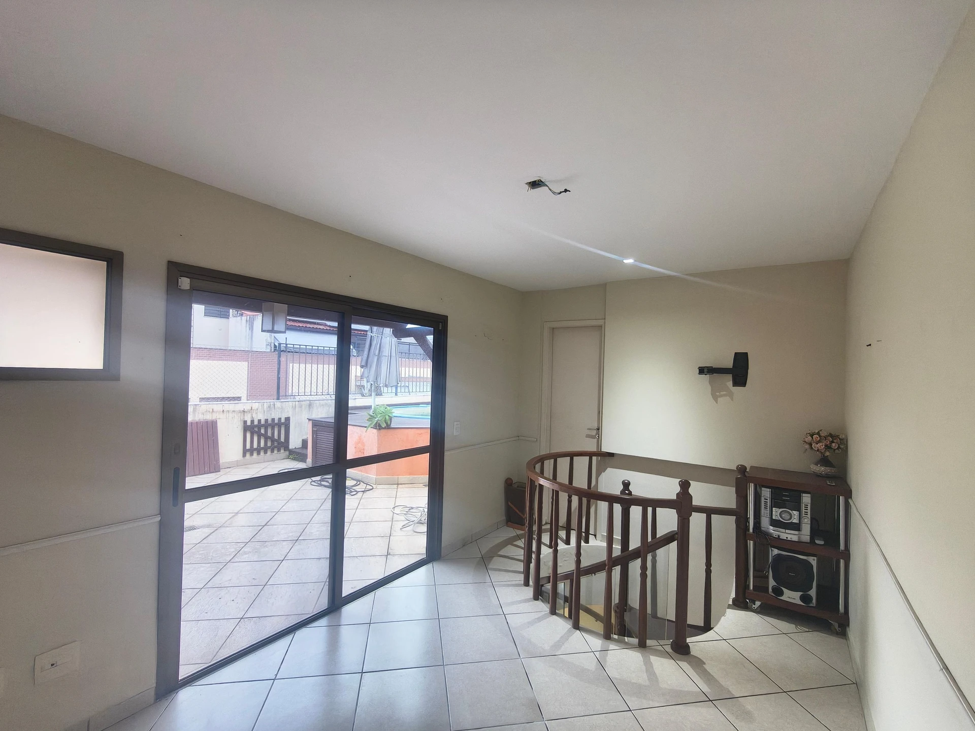 Балкон з грилем та 2 спальні: квартира 129 м² — photo 40