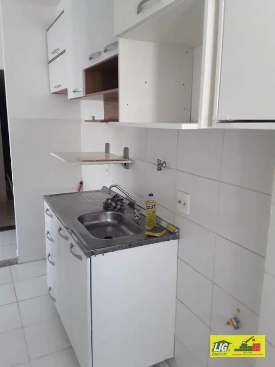 3-bedroom apartment with 1 bathroom, no parking — photo 2