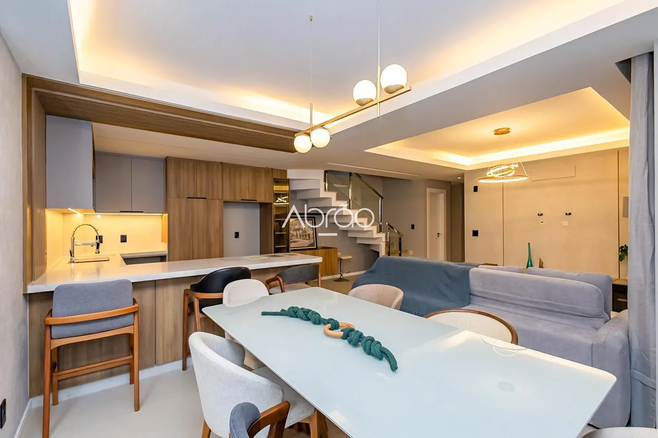 Townhouse in a gated community with 3 bedrooms and open kitchen — photo 7