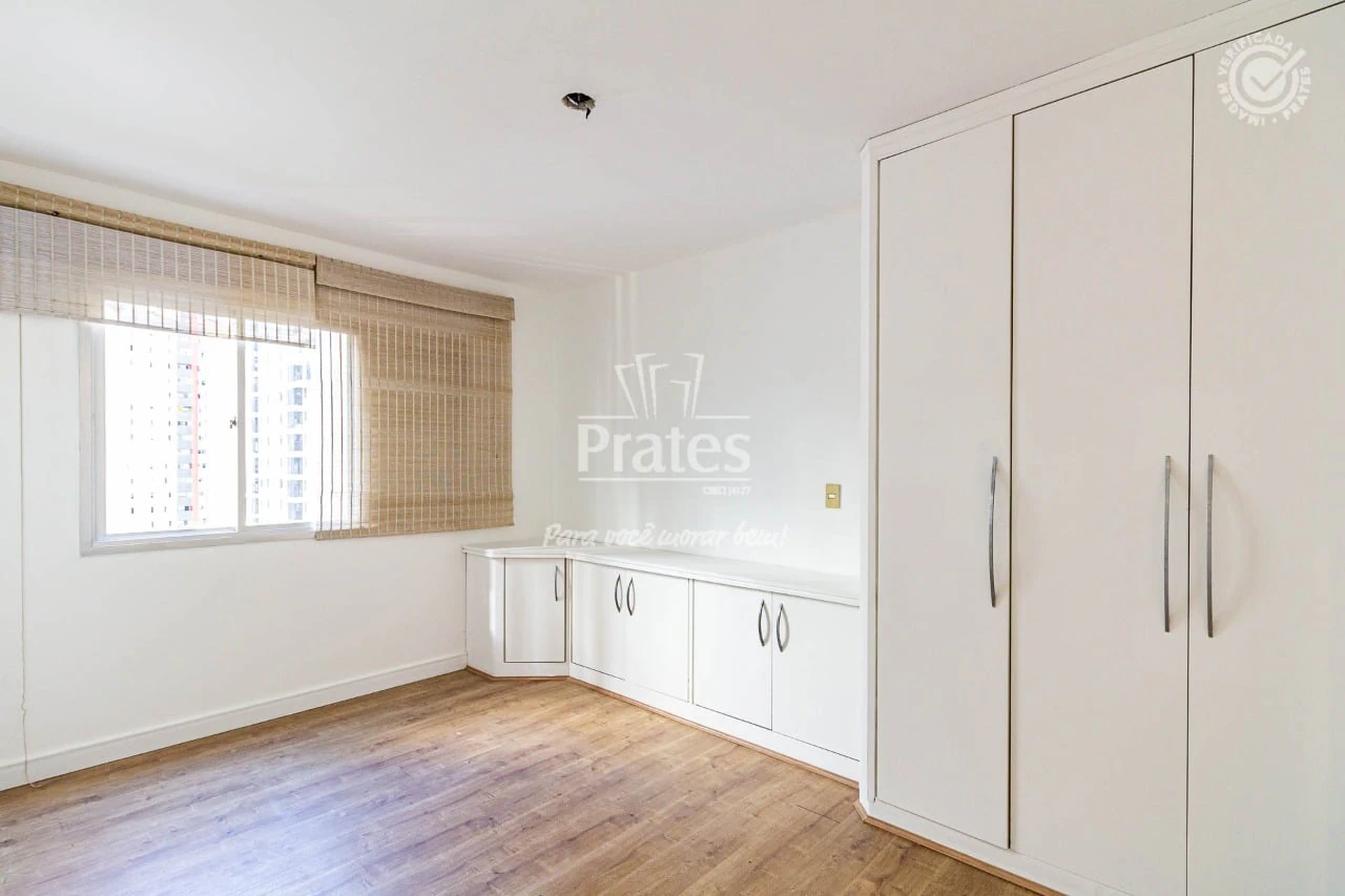 3-bedroom apartment with a home office in Curitiba — photo 3