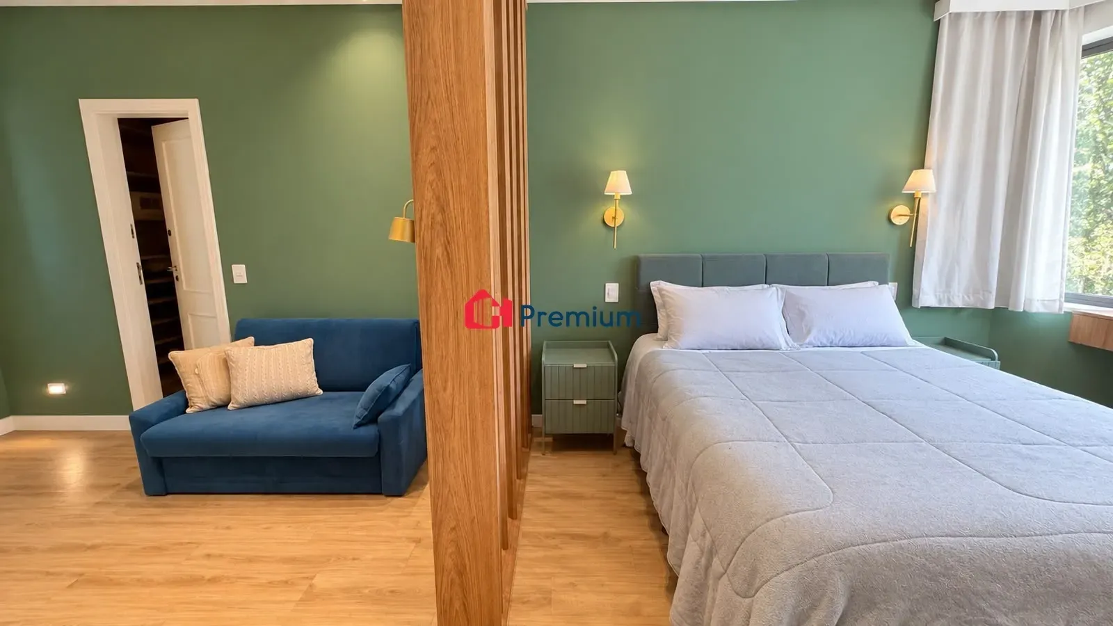 Washing machine in a 5-bedroom house, 350 m² — photo 44