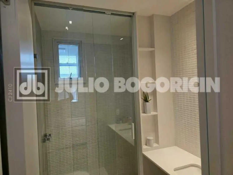 Apartamento, 79 m², com janelas do piso ao teto — photo 15