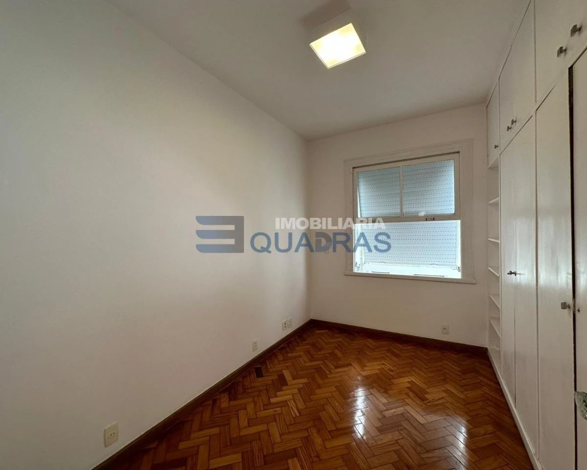 4-bedroom apartment with a home office in Rio de Janeiro — photo 32