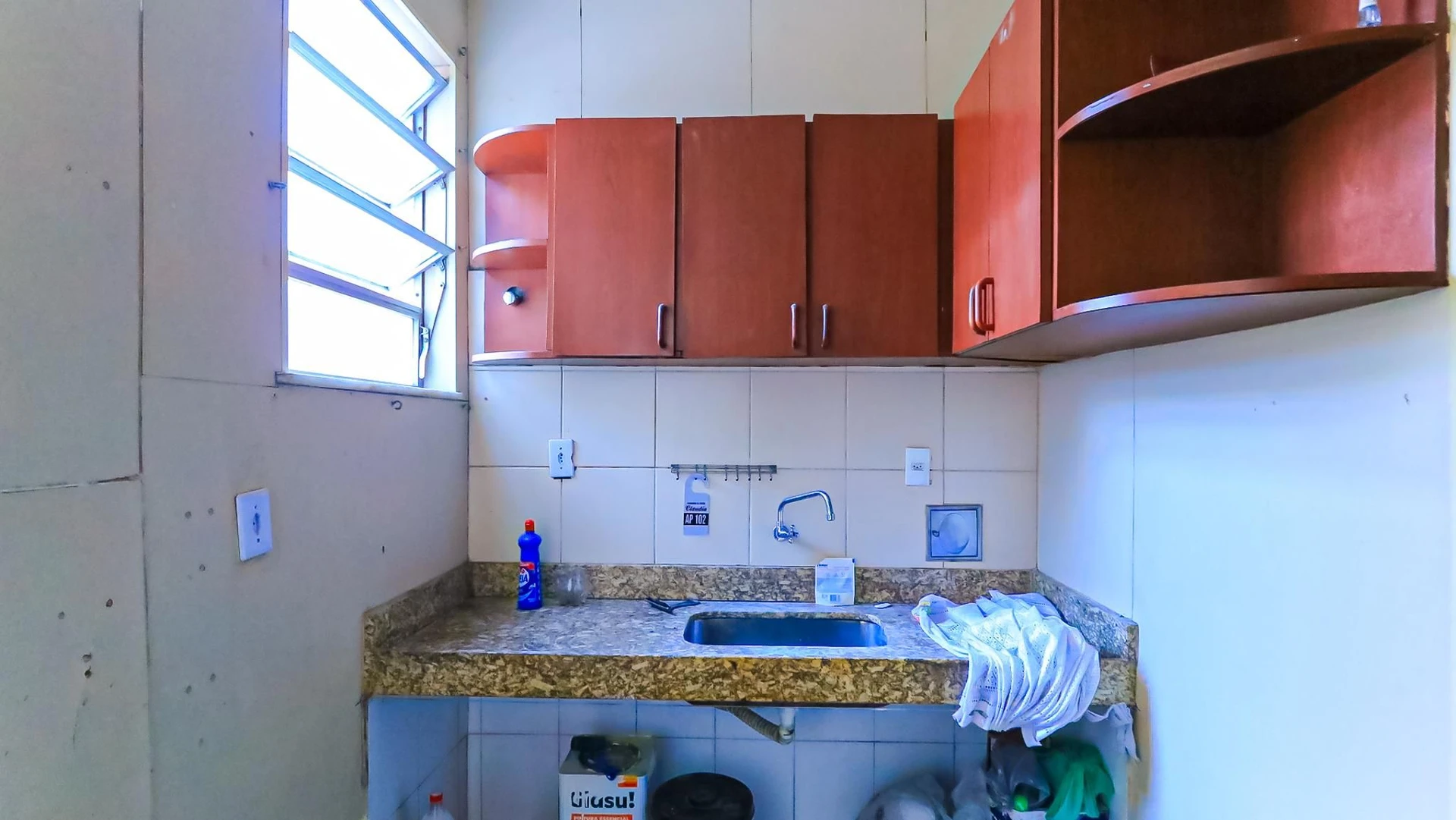 Apartamento com 2 quartos, varanda e cozinha equipada — photo 4