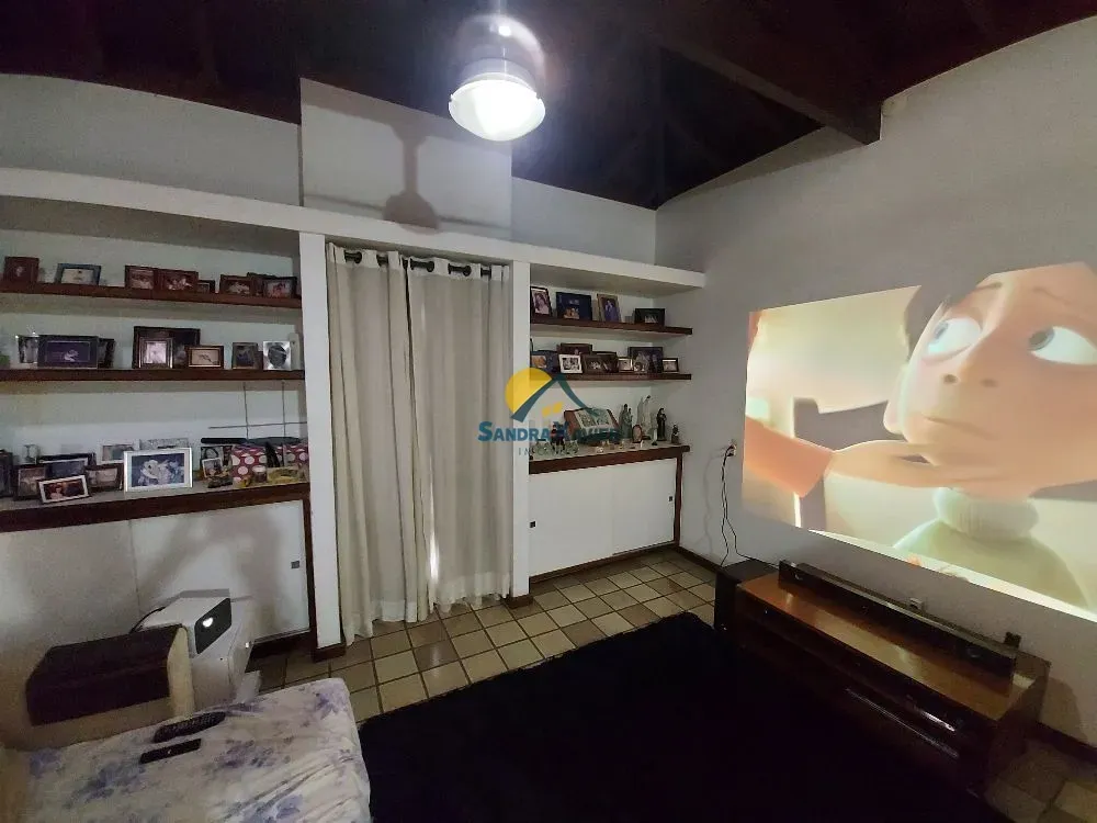 House with 4 bedrooms and 5 bathrooms for rent — photo 16