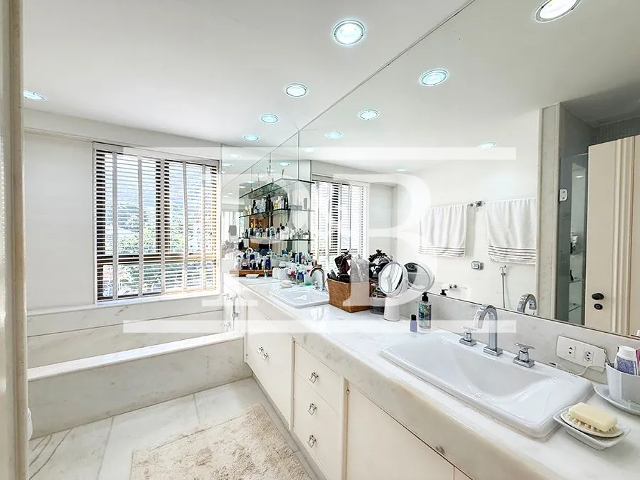 Apartamento mobiliado de 270 m² com 3 suítes e 3 vagas — photo 28
