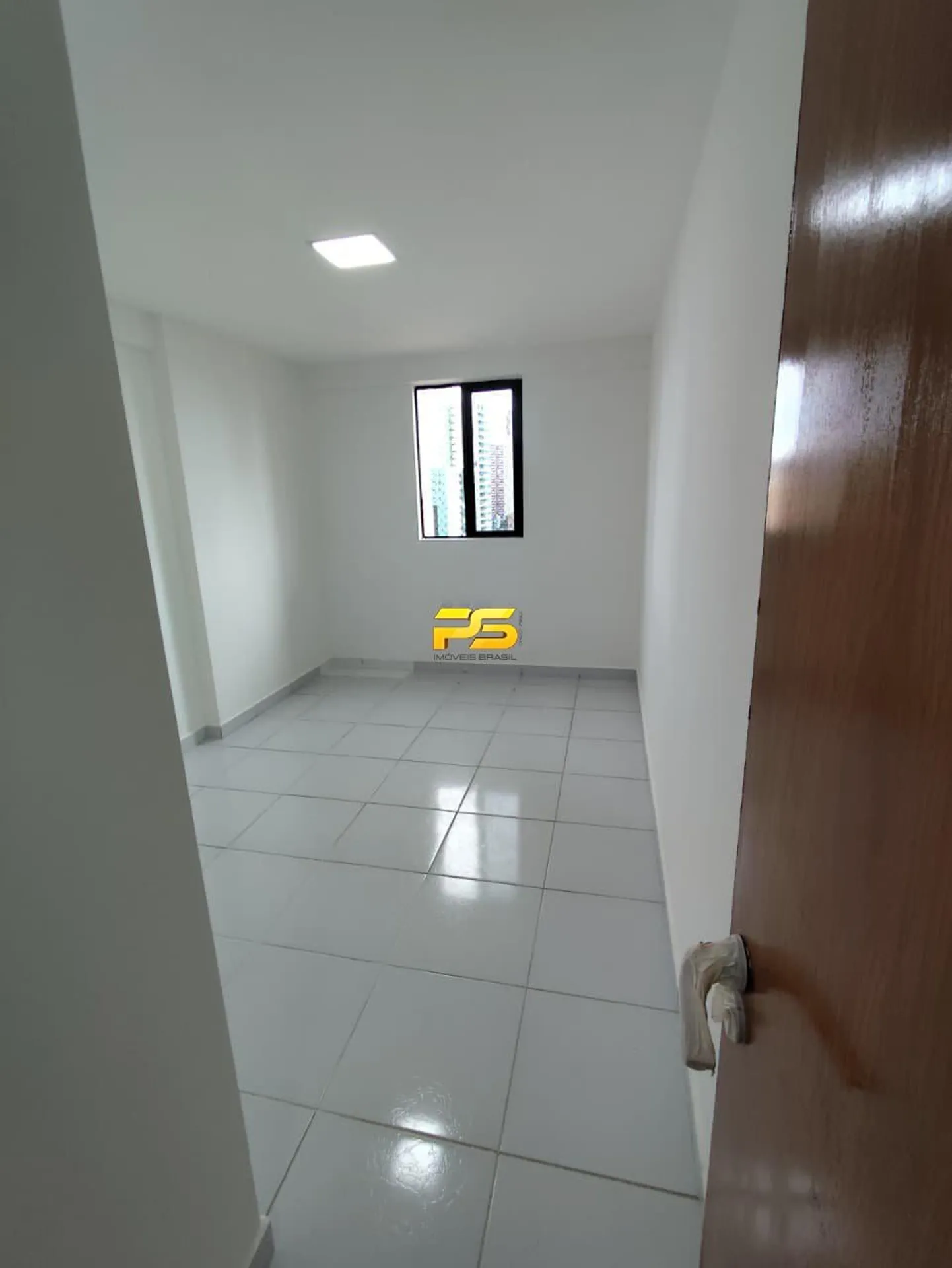 3-bedroom apartment, 97 m², on the 12th floor — photo 4