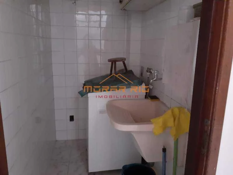 4-bedroom apartment in a building with a sauna — photo 2
