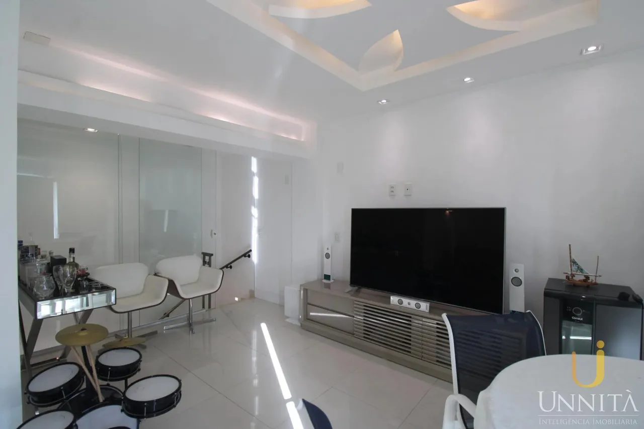 3-bedroom apartment with balcony and built-in grill — photo 4