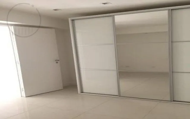 2-bedroom apartment with 2 bathrooms and glass balcony — photo 12