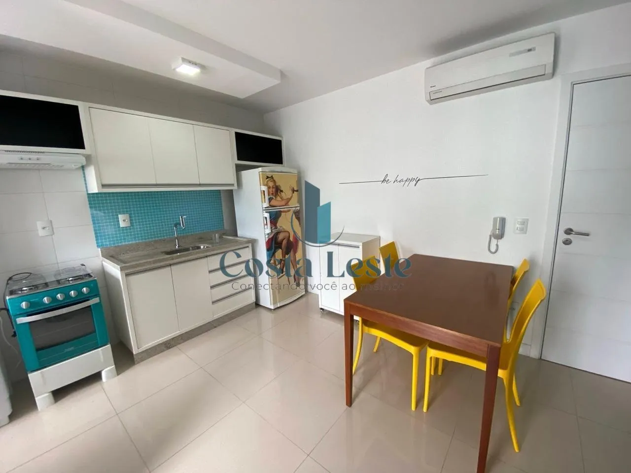 Balcony with a grill in a one-bedroom apartment, 39 m² — photo 2