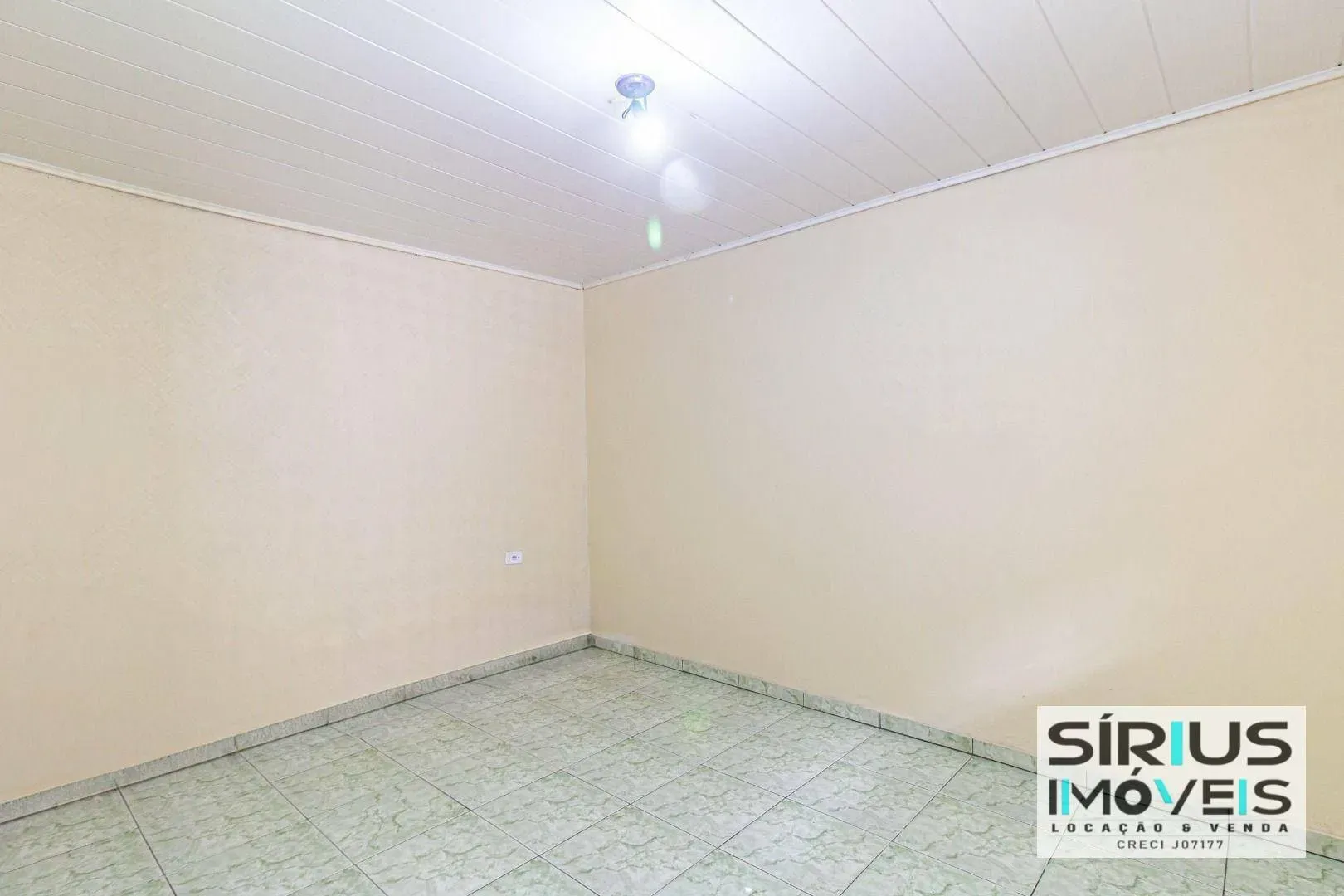 4-bedroom house with a garden in Curitiba — photo 36