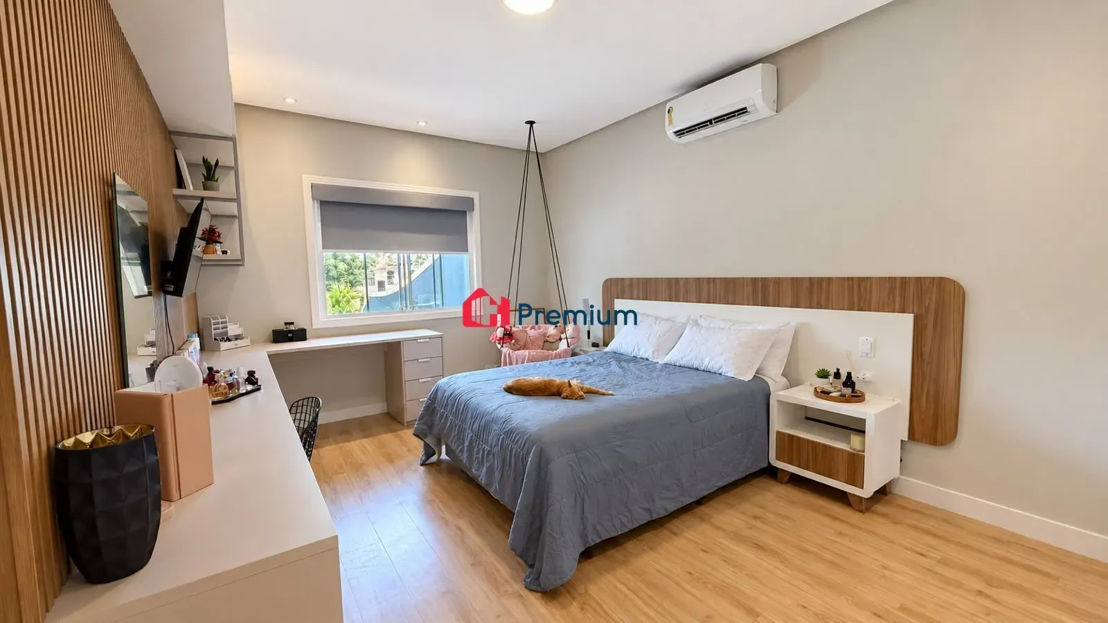 Washing machine in a 5-bedroom house, 350 m² — photo 15