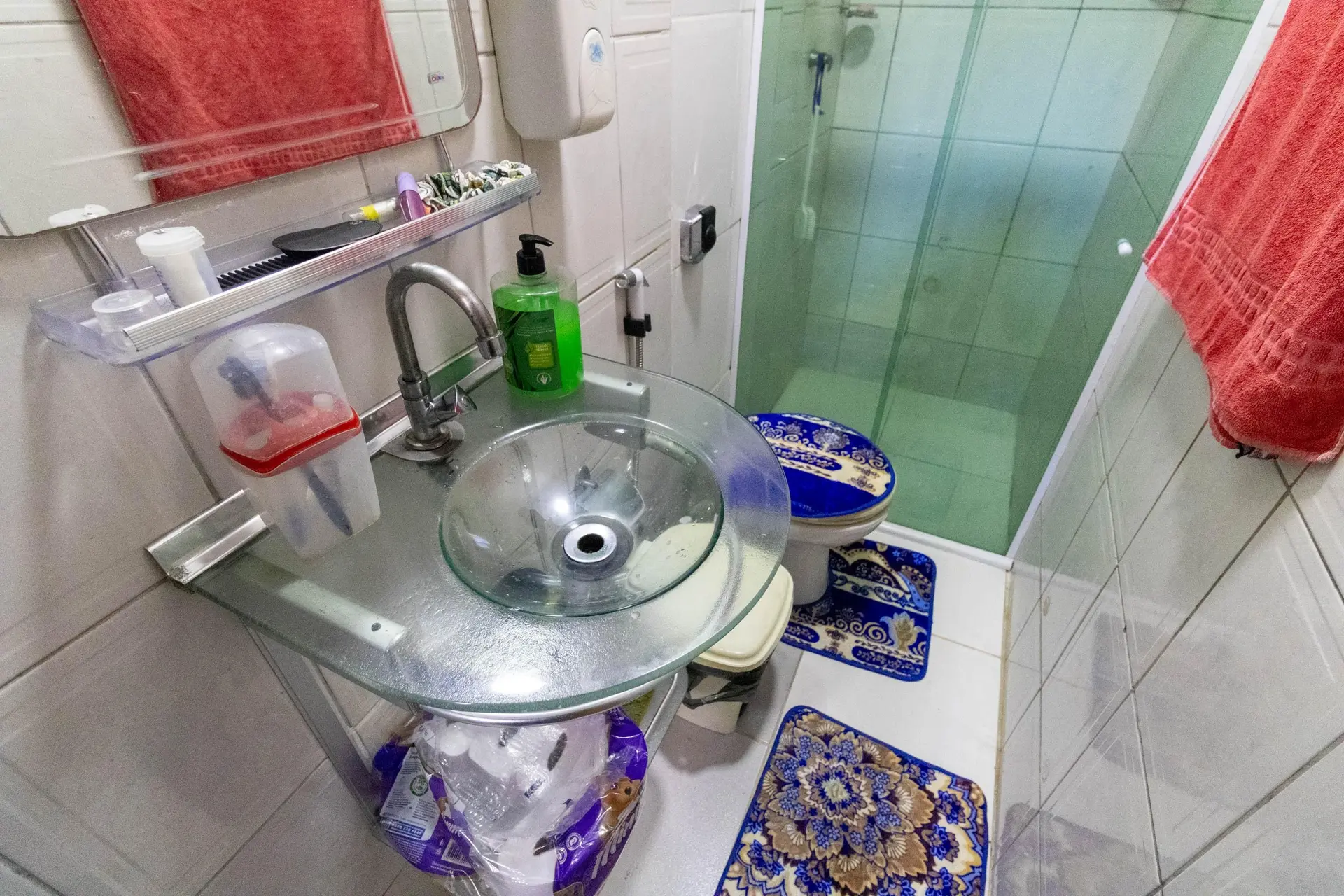 Casa mobiliada com 3 quartos e cozinha com fogão a gás — photo 12