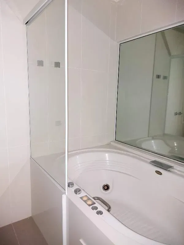 Квартира 300 м² с 2 спальнями-сьютами на 10 этаже — photo 14