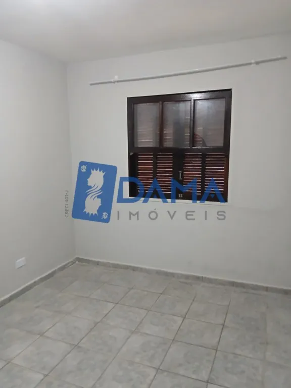 4-bedroom townhouse with separate, closed kitchen — photo 43