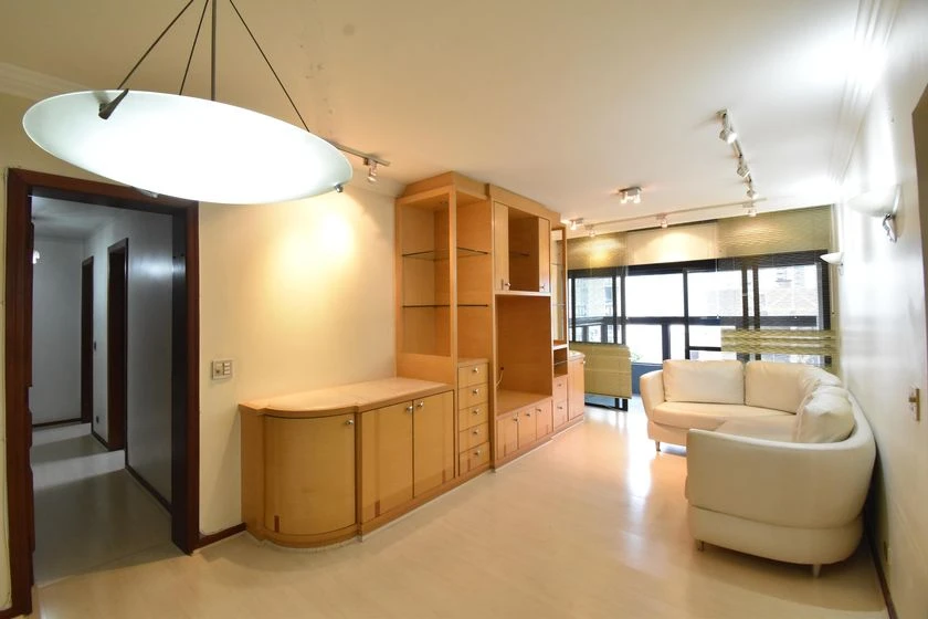 Apartment with 4 bedrooms and 1 suite, balcony — photo 8