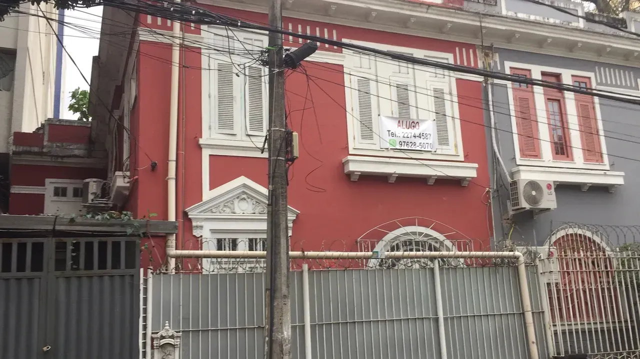 Rental house with 5 bedrooms and 215 m² — photo 3