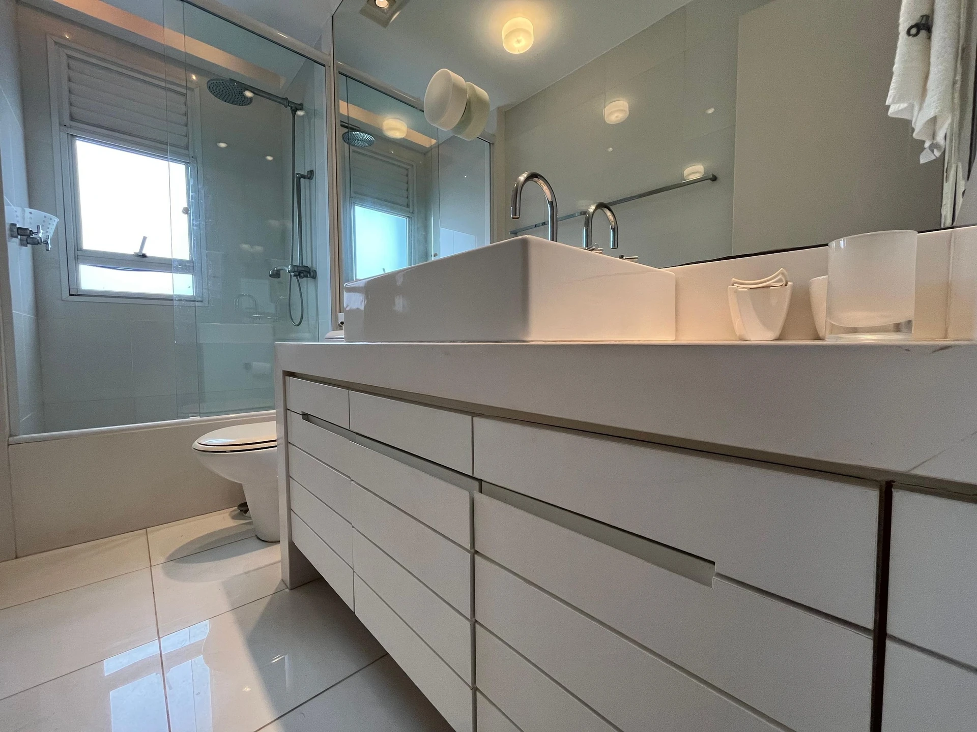 4-bedroom apartment with a water view — photo 67