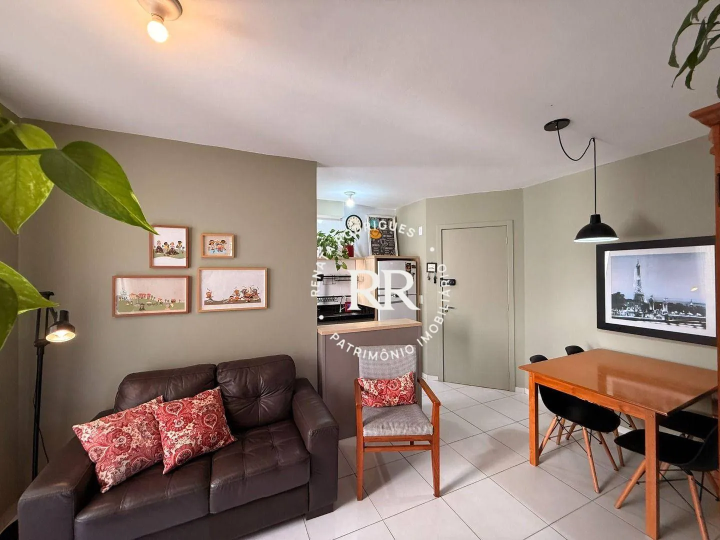Apartamento amueblado de 64 m² con 2 dormitorios y balcón — photo 34