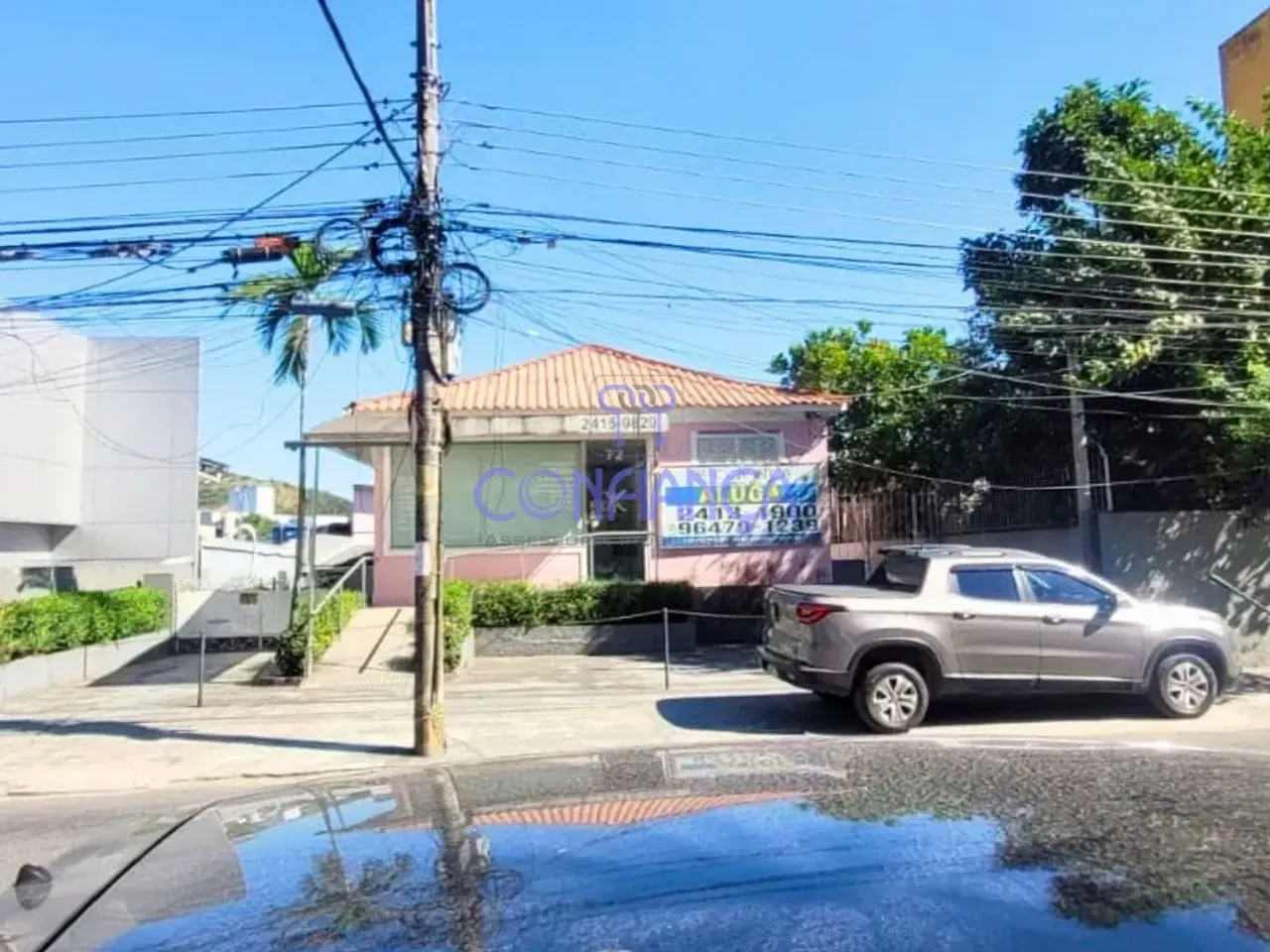 House with 1 bedroom and 3 bathrooms plus 5 parking spaces — photo 16