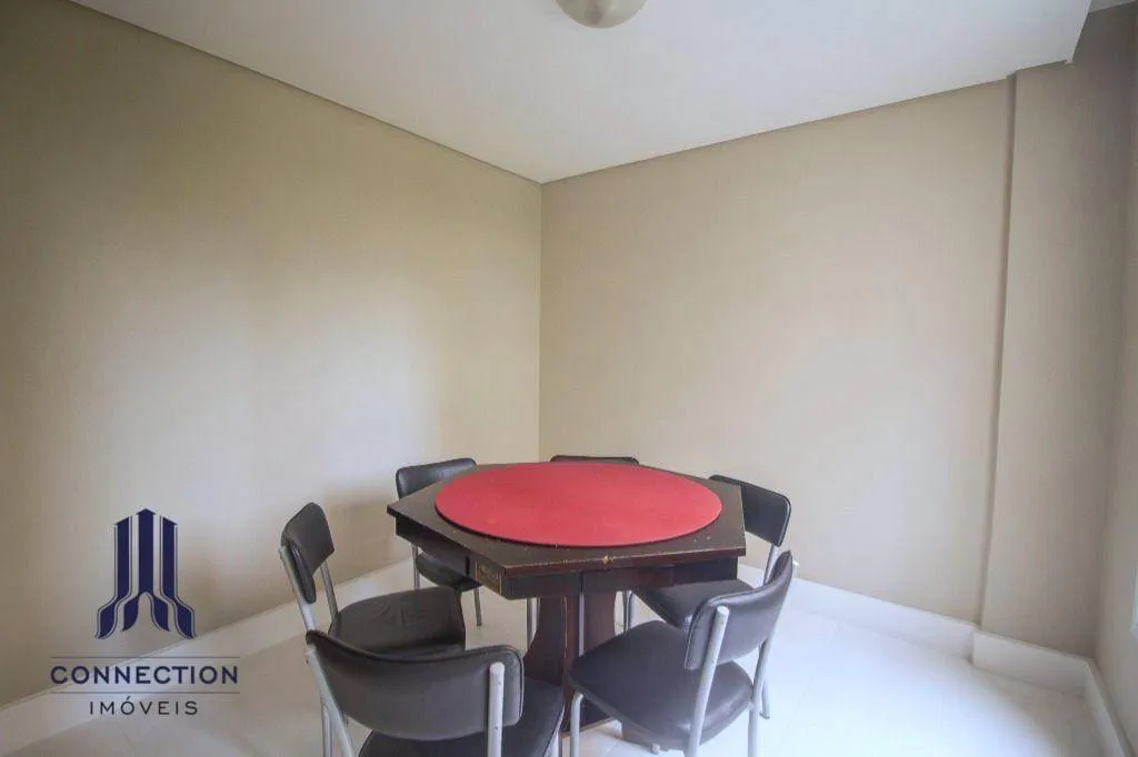 2-bedroom apartment with a private BBQ — photo 8