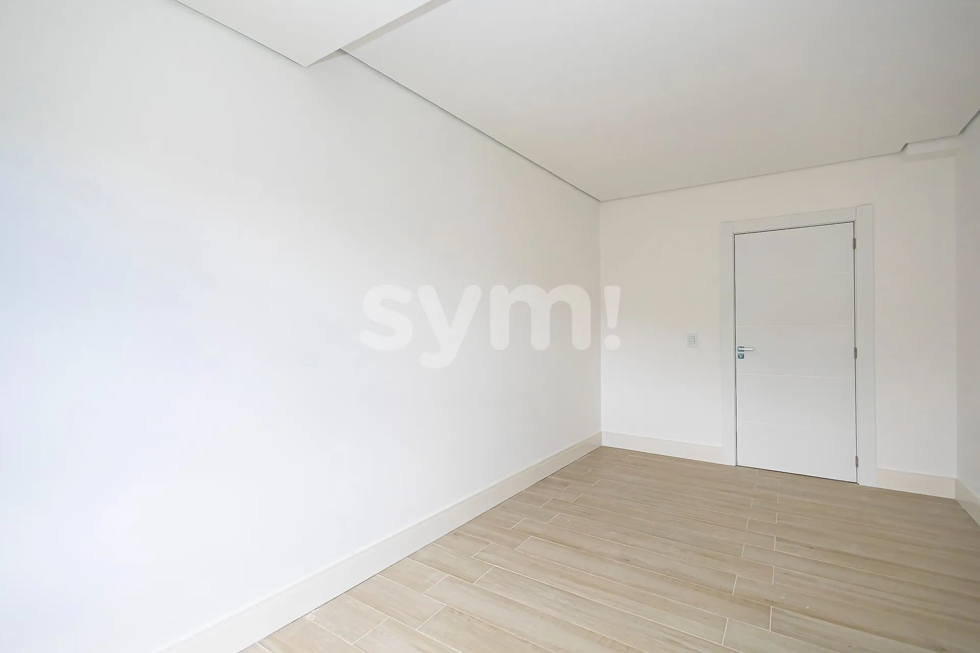 Ground-floor 160 m² house with 3 en-suites and private garden — photo 9