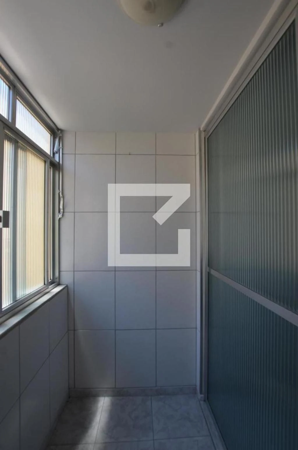 Apartamento sem mobília com cozinha separada e 2 quartos — photo 12