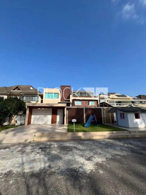 Furnished house with 6 en-suite bedrooms and 7 baths — photo 4