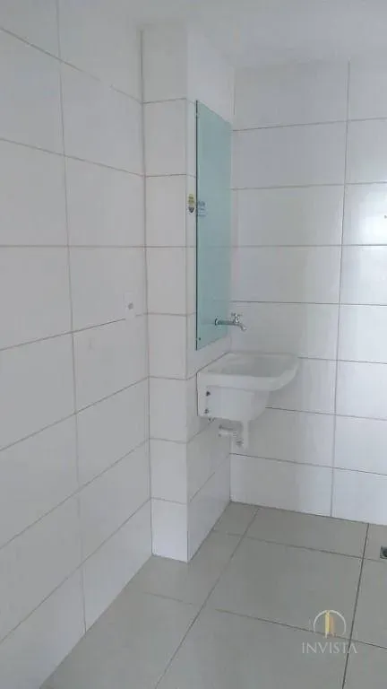 2-bedroom apartment with a private BBQ area — photo 9